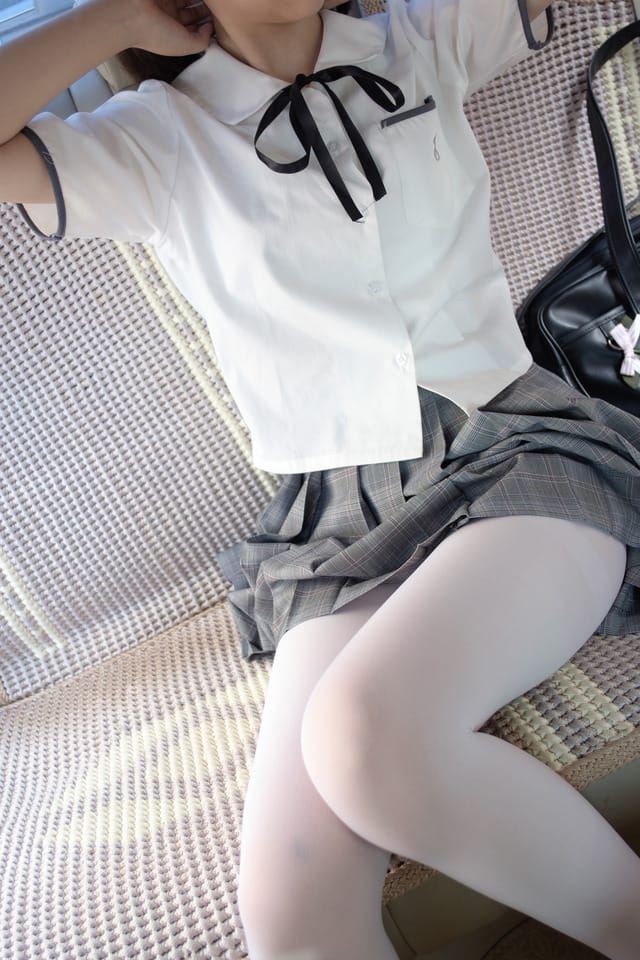 森萝财团 – R15-023 白丝足控腿控[75P502M]-1