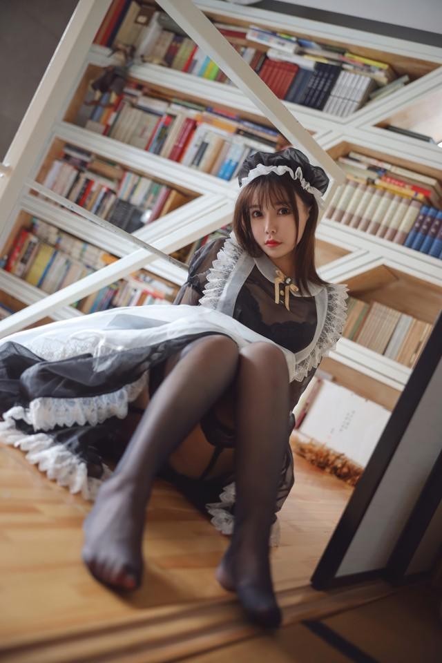 亚马逊鲶鱼 – NO.24 黑色透明女仆 [33P-192MB]-1