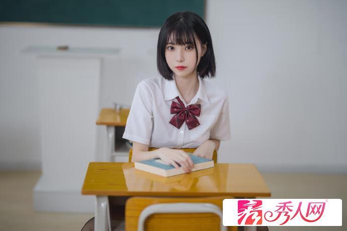 许岚LAN - 写真图片合集【持续更新中】 许岚LAN - 写真图片合集【持续更新中】